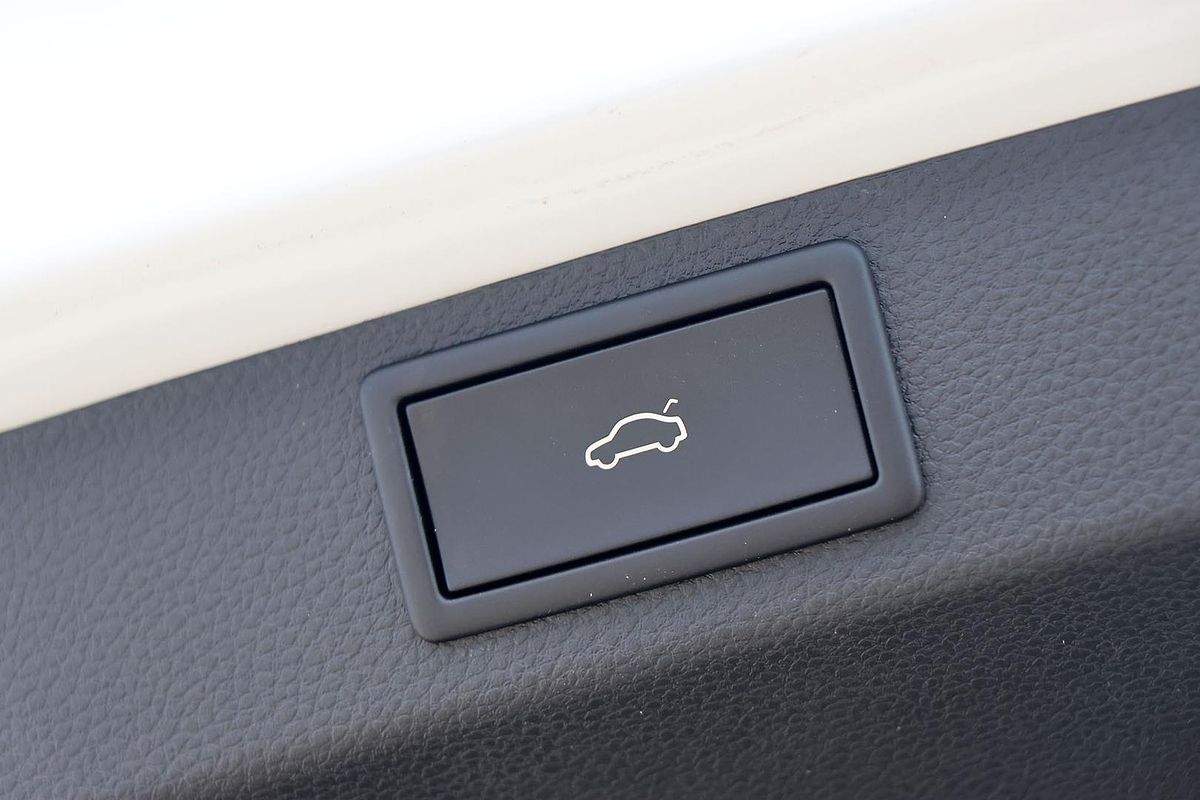 2023 SKODA Karoq 140TSI Sportline NU