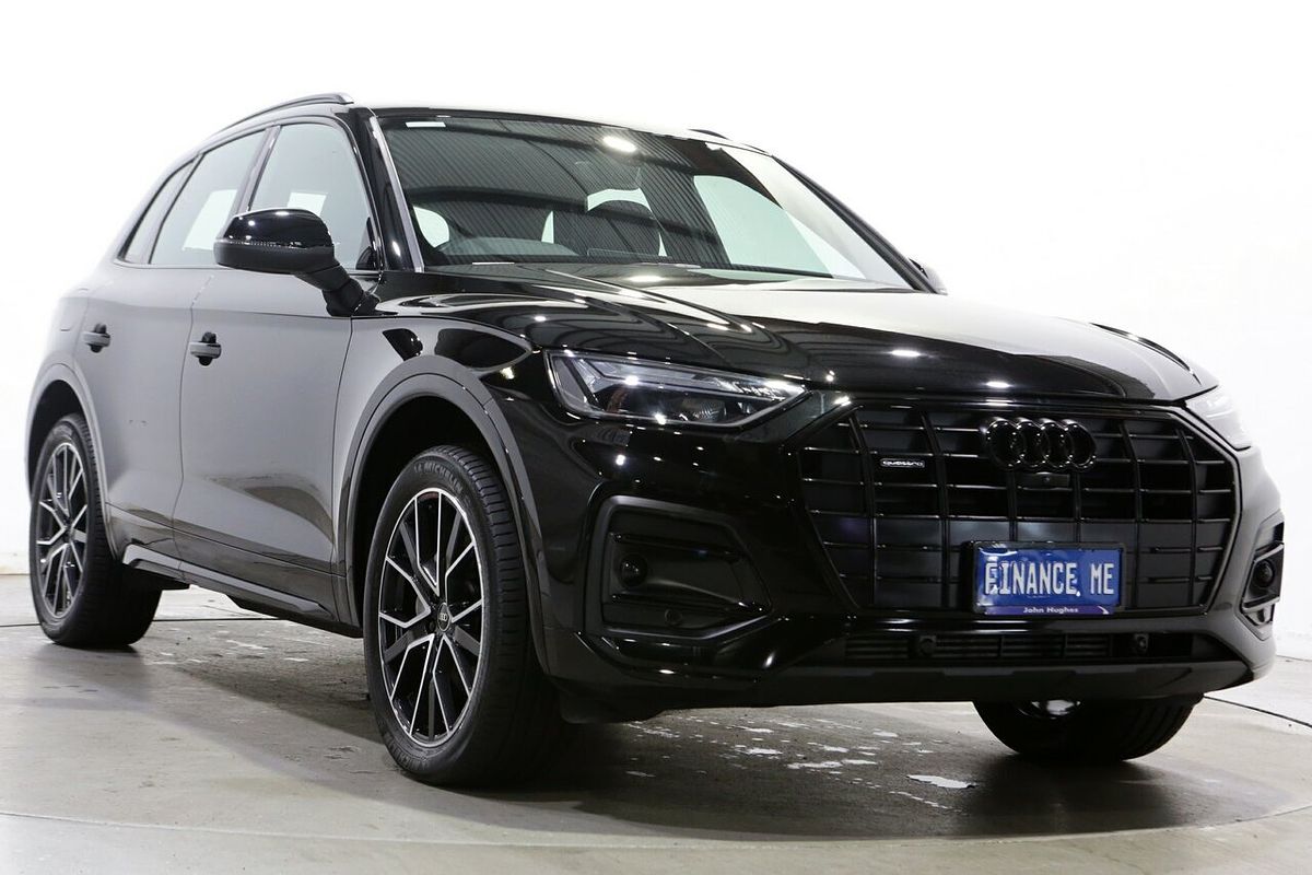 2023 Audi Q5 45 TFSI Dynamic Black FY