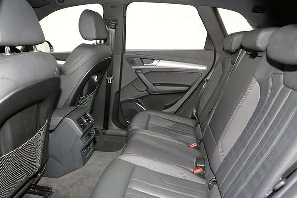 2023 Audi Q5 45 TFSI Dynamic Black FY