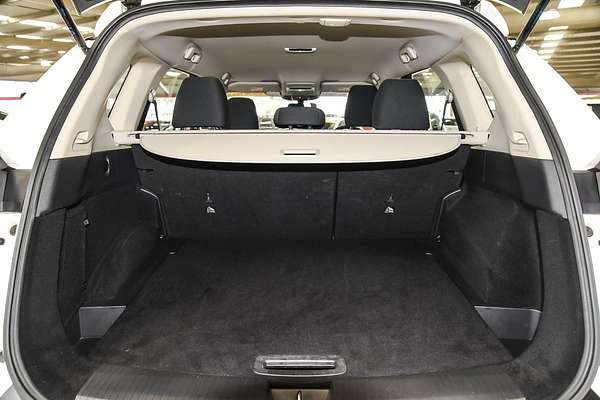 2024 Nissan X-TRAIL ST T33