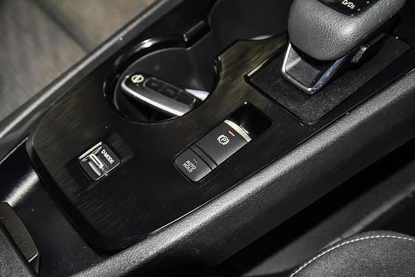 2024 Nissan X-TRAIL ST T33