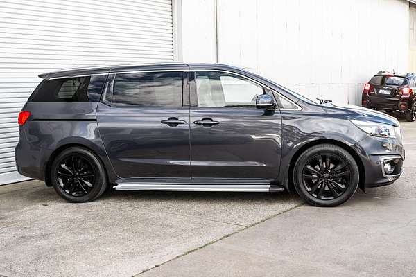 2017 Kia Carnival Platinum YP