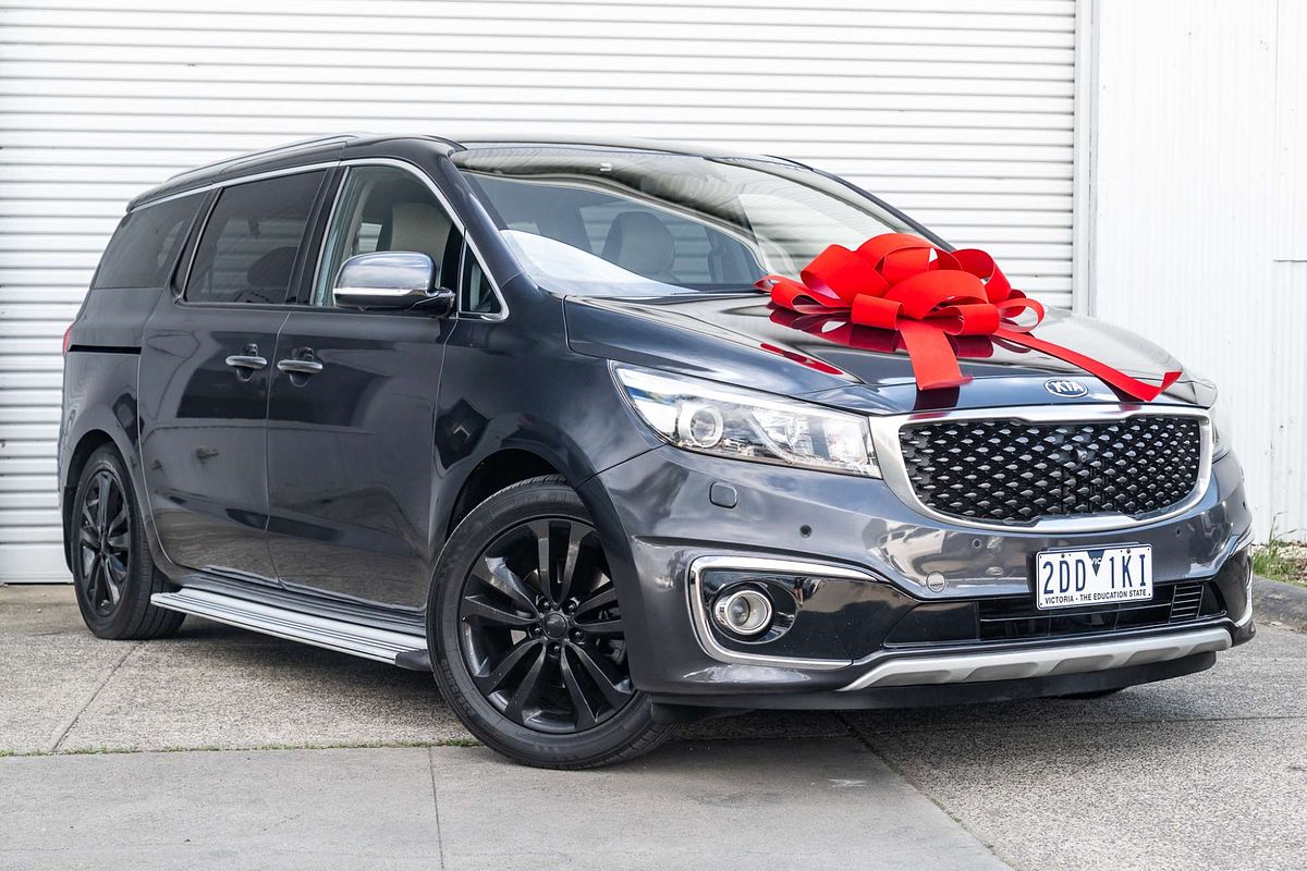 2017 Kia Carnival Platinum YP
