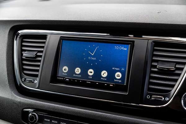 2017 Kia Carnival Platinum YP