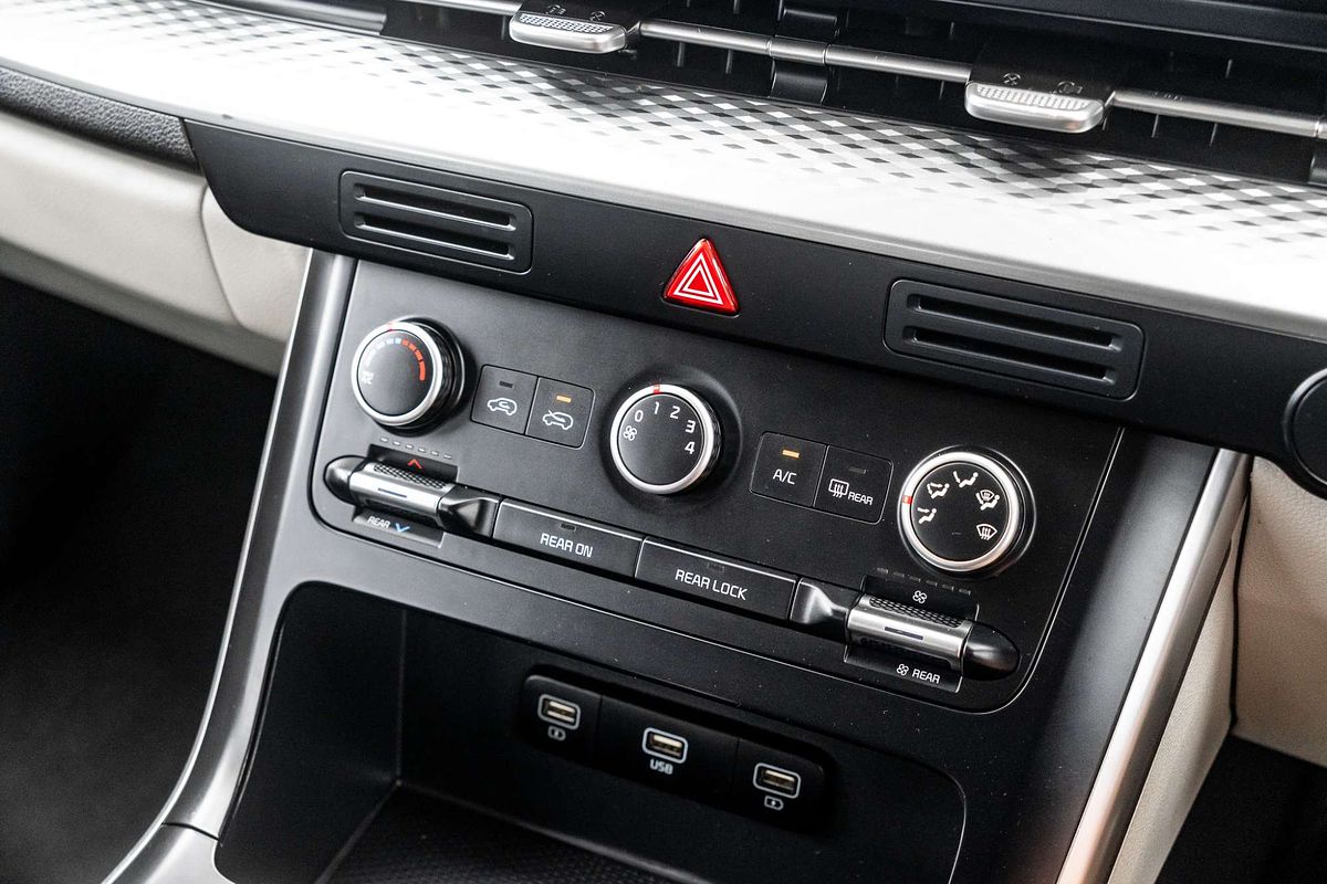 2022 Kia Carnival S KA4