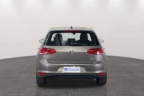 2016 Volkswagen Golf 110TDI Highline 7