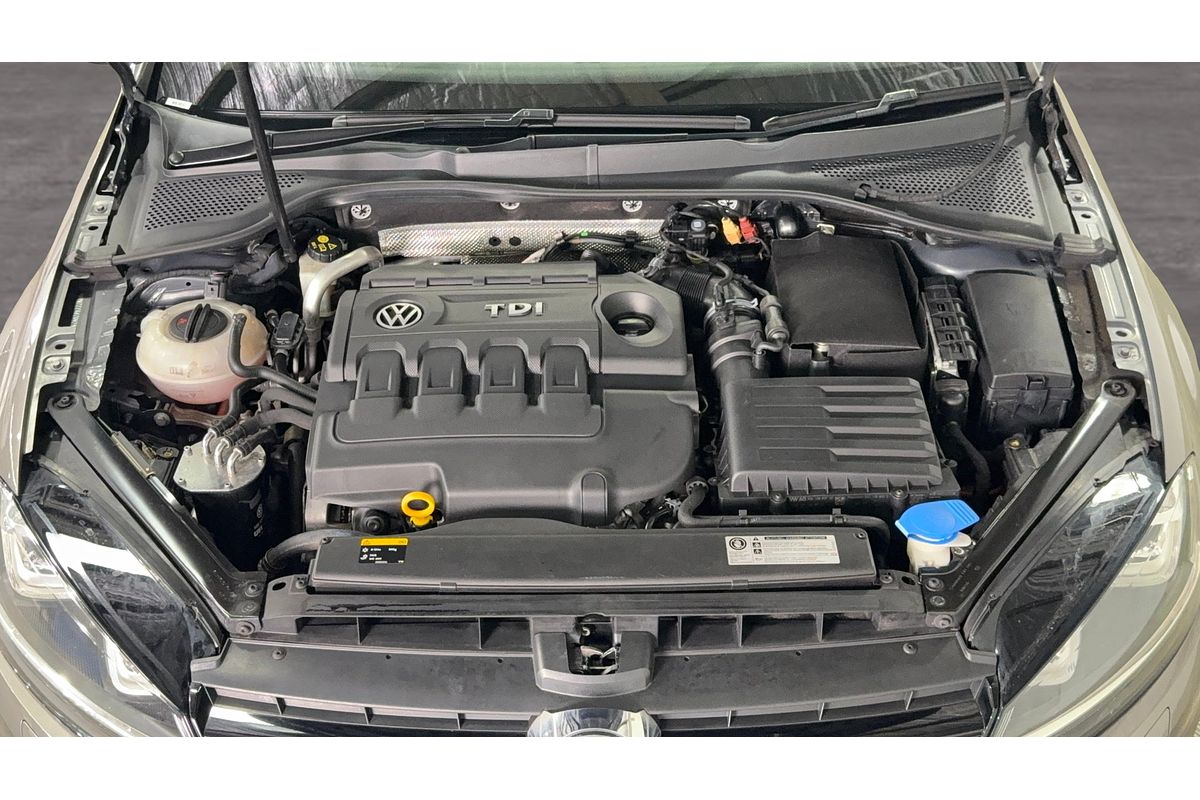 2016 Volkswagen Golf 110TDI Highline 7