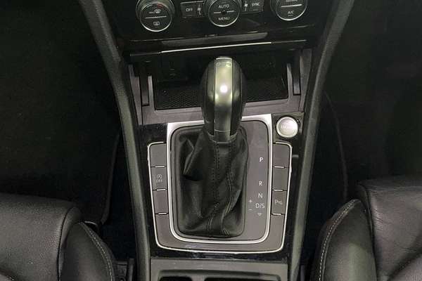 2016 Volkswagen Golf 110TDI Highline 7