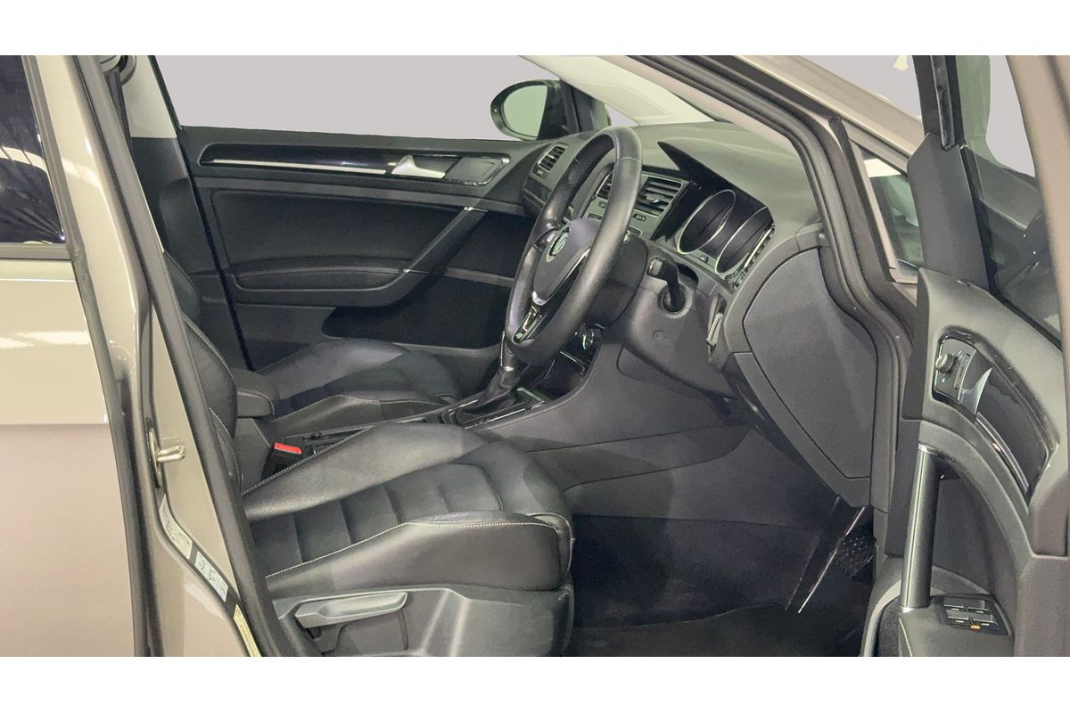 2016 Volkswagen Golf 110TDI Highline 7