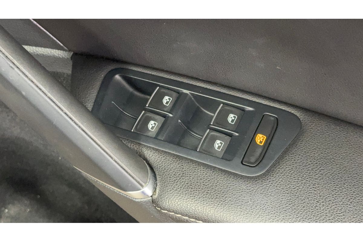 2016 Volkswagen Golf 110TDI Highline 7