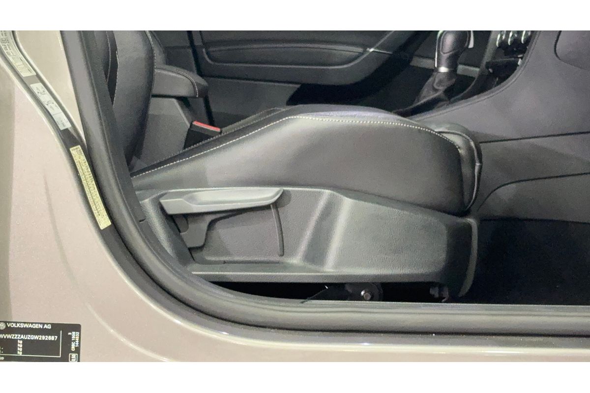 2016 Volkswagen Golf 110TDI Highline 7