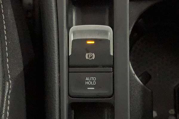 2016 Volkswagen Golf 110TDI Highline 7
