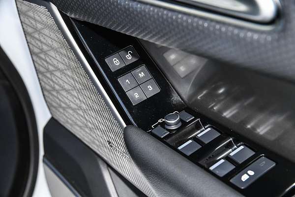 2019 Land Rover RANGE ROVER VELAR D300 S (221kW) L560 MY20