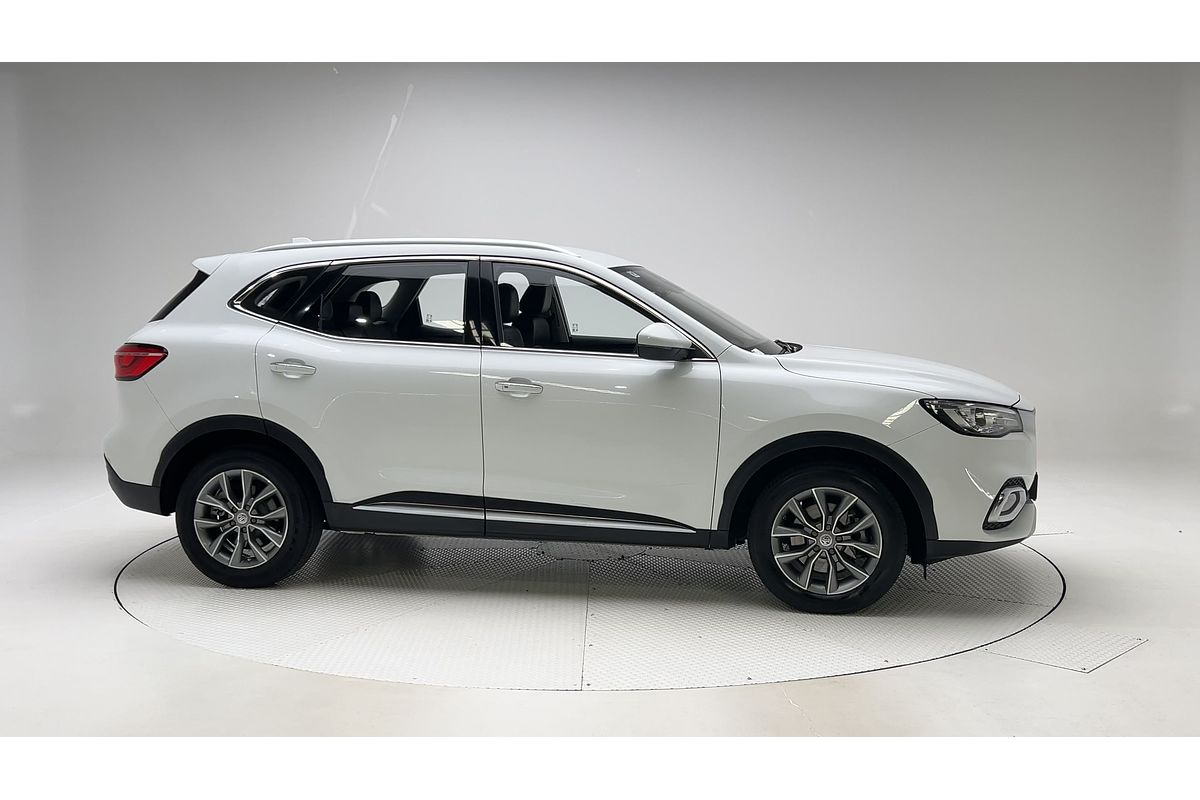 2022 MG HS Vibe SAS23