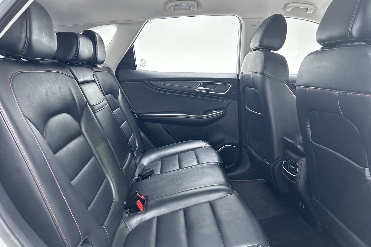 2022 MG HS Vibe SAS23