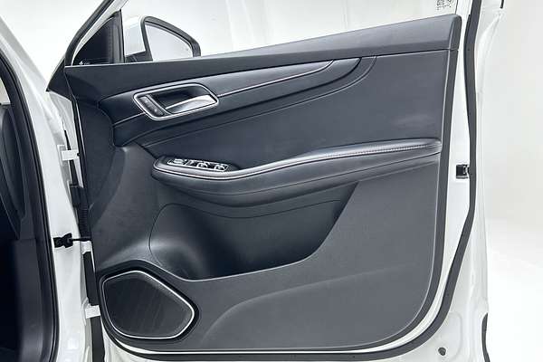 2022 MG HS Vibe SAS23