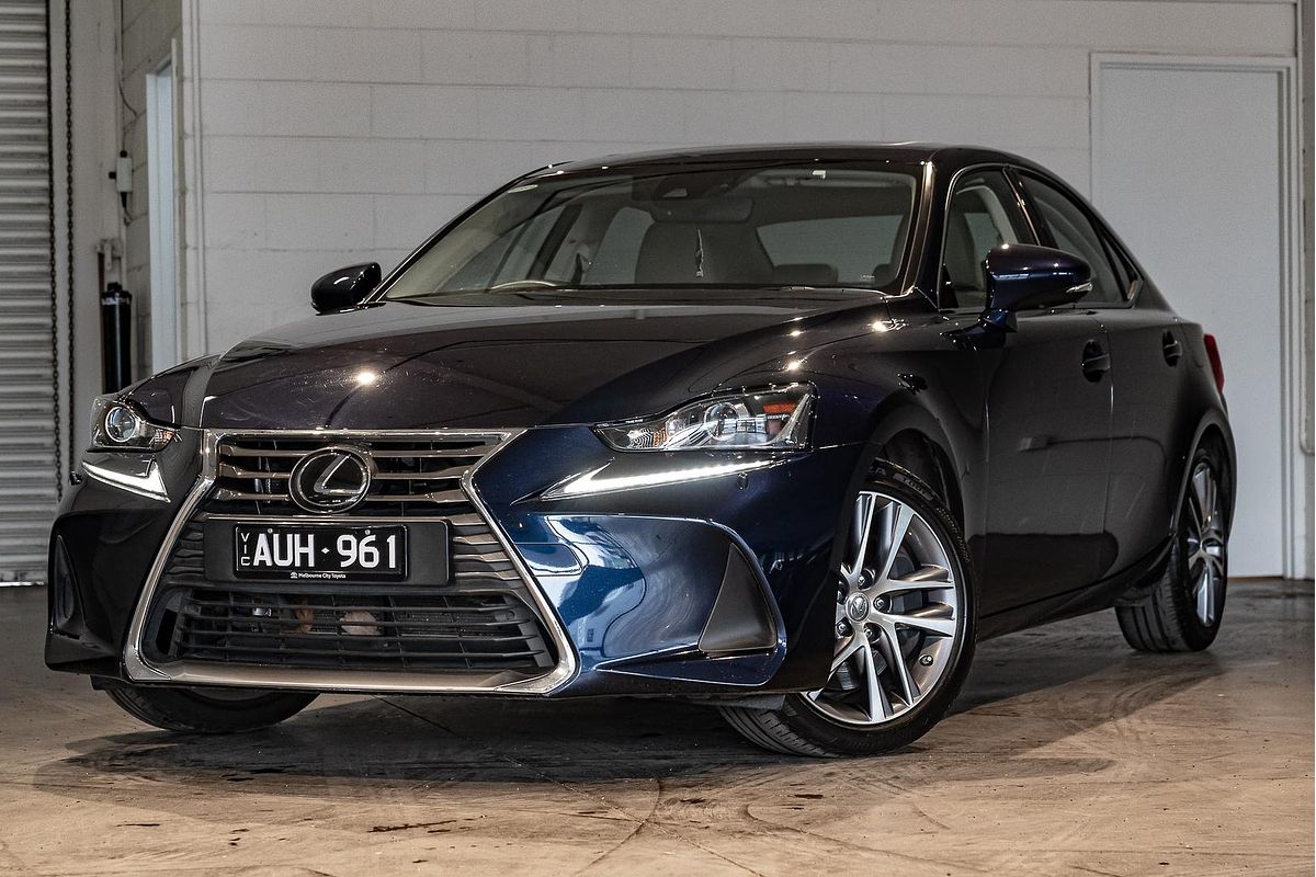 2018 Lexus IS IS300 Luxury ASE30R