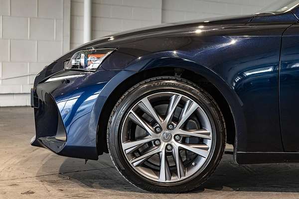 2018 Lexus IS IS300 Luxury ASE30R