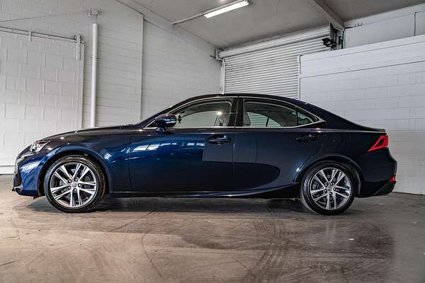 2018 Lexus IS IS300 Luxury ASE30R