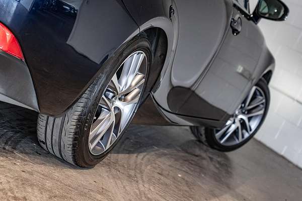 2018 Lexus IS IS300 Luxury ASE30R