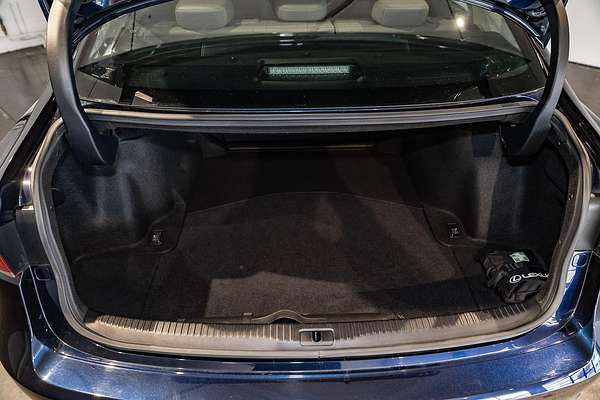 2018 Lexus IS IS300 Luxury ASE30R