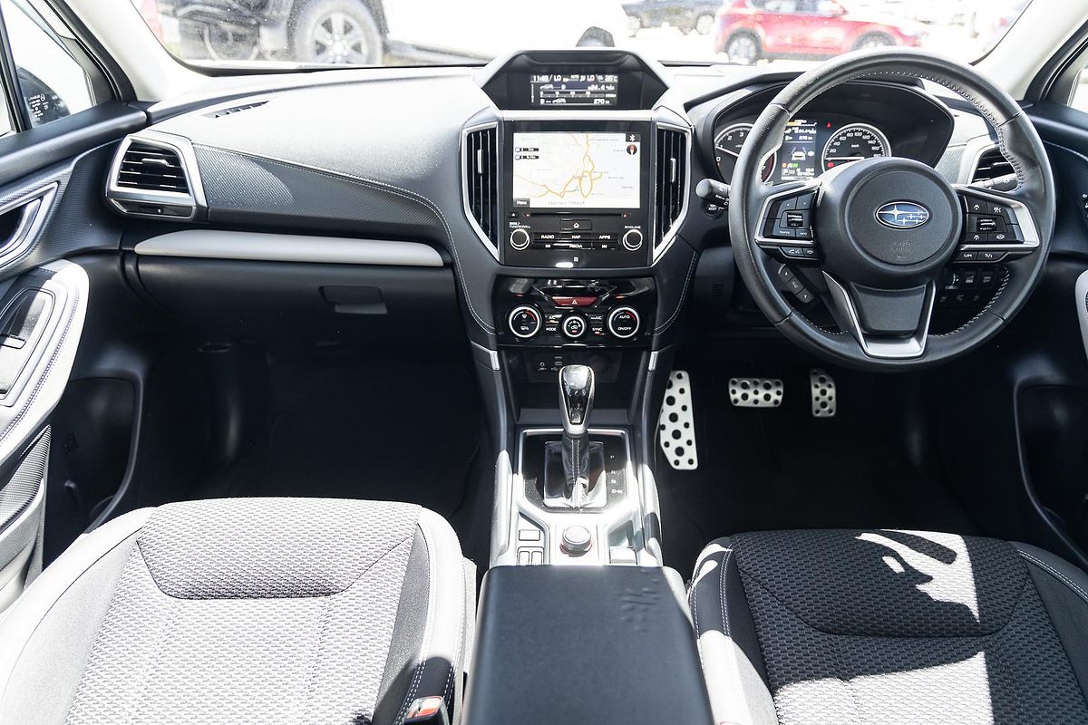 2023 Subaru Forester 2.5i Premium S5