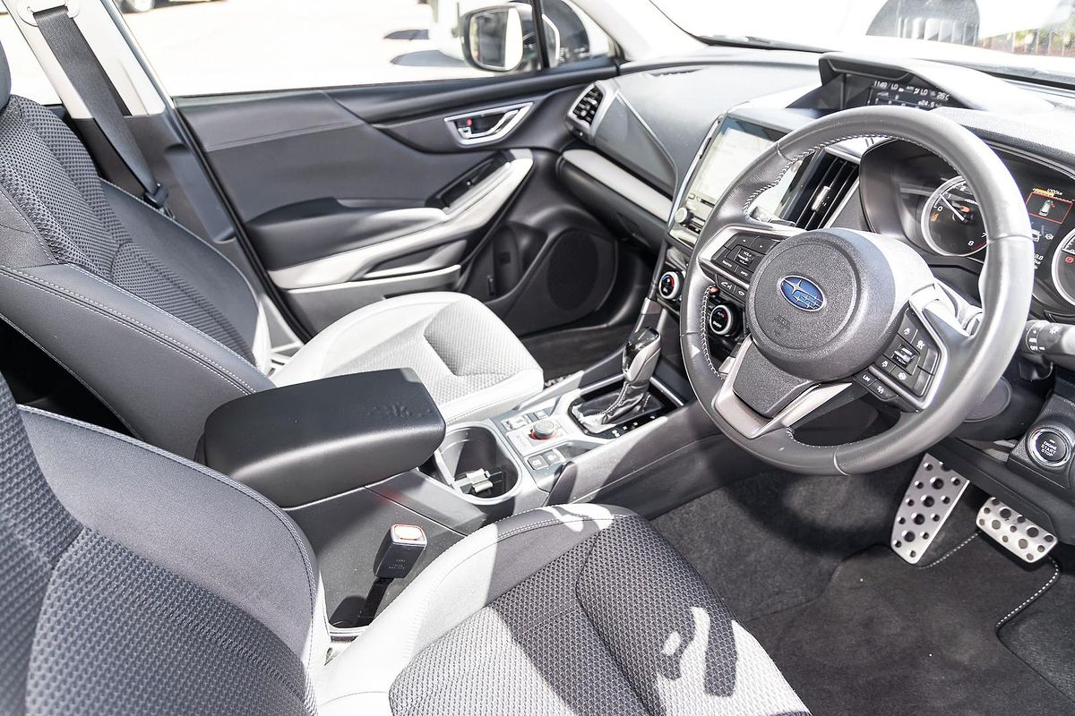 2023 Subaru Forester 2.5i Premium S5