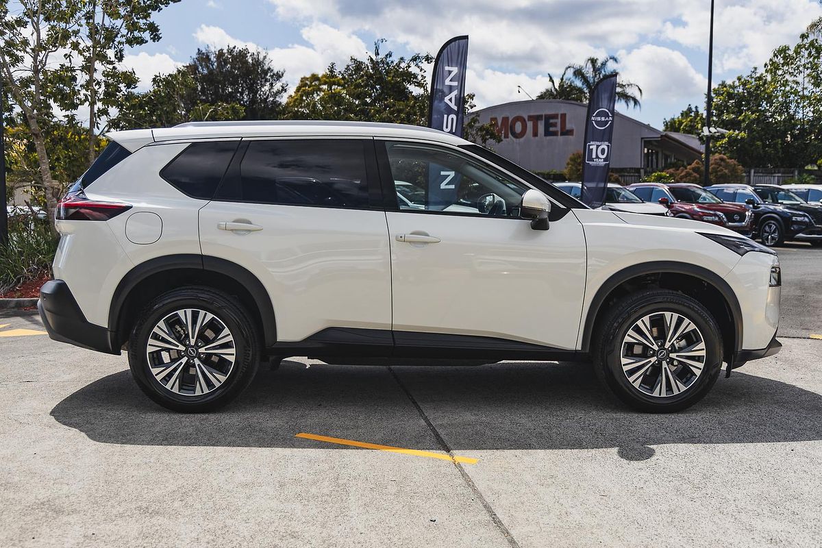 2023 Nissan X-TRAIL ST-L T33