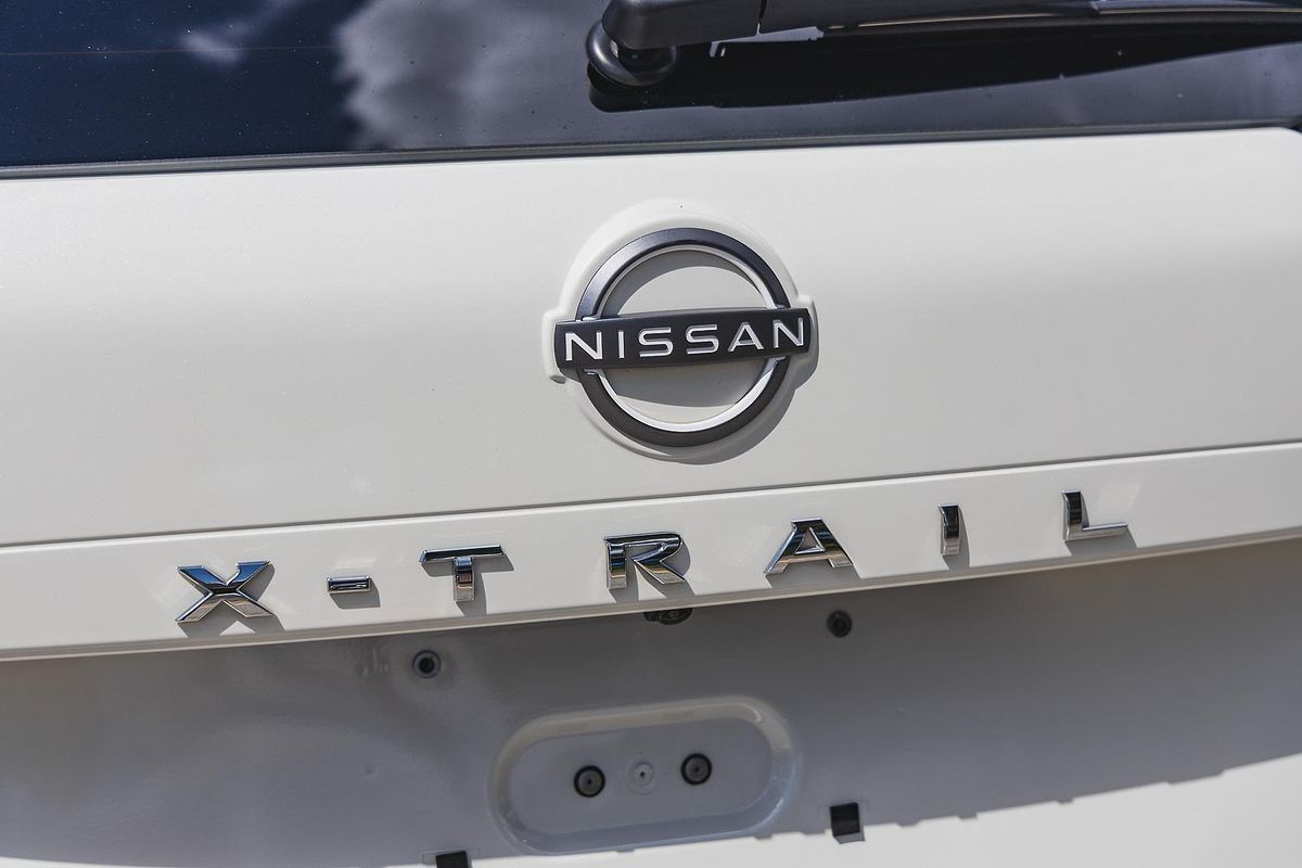 2023 Nissan X-TRAIL ST-L T33