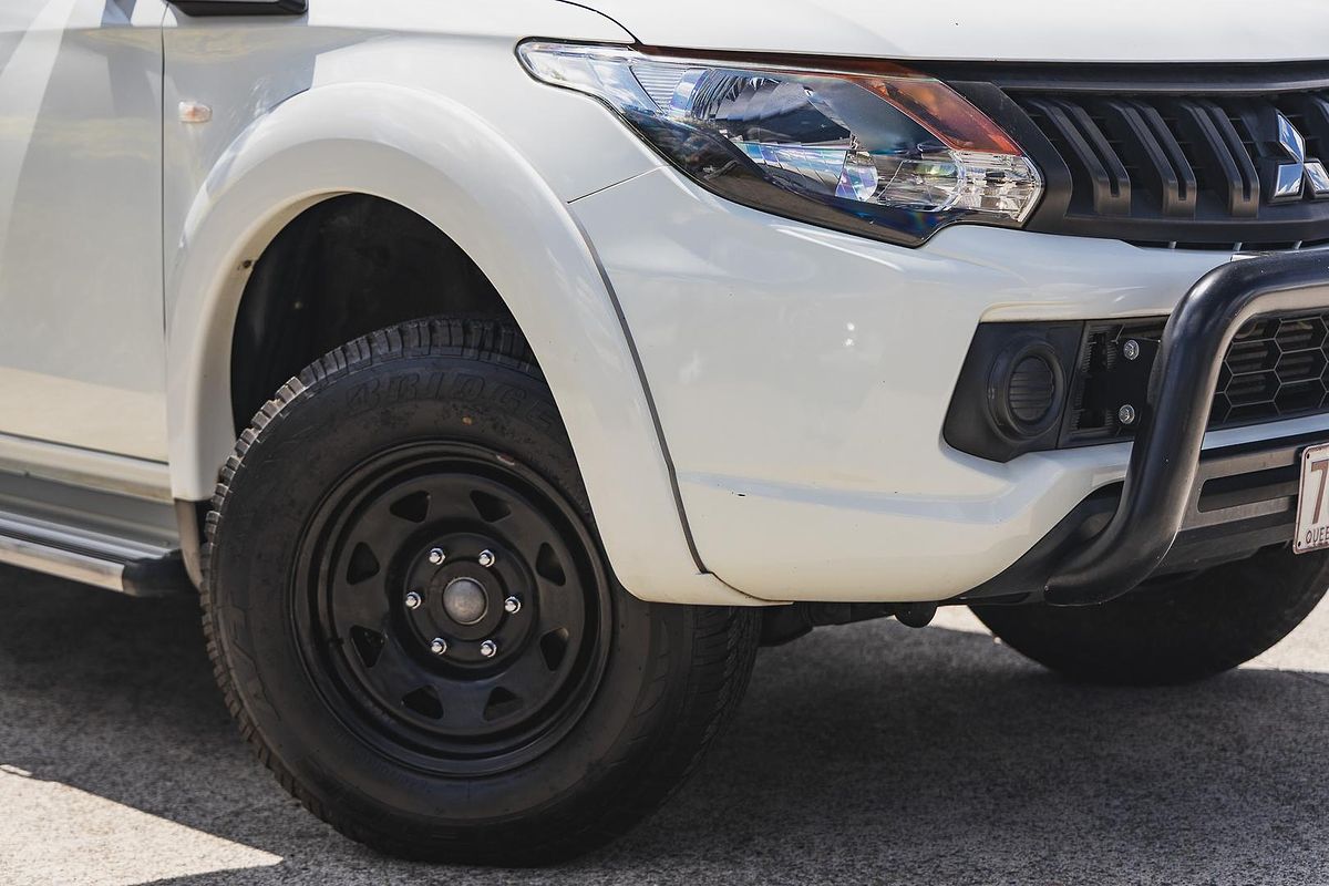2017 Mitsubishi Triton GLX MQ 4X4