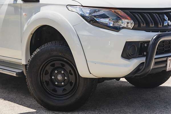 2017 Mitsubishi Triton GLX MQ 4X4