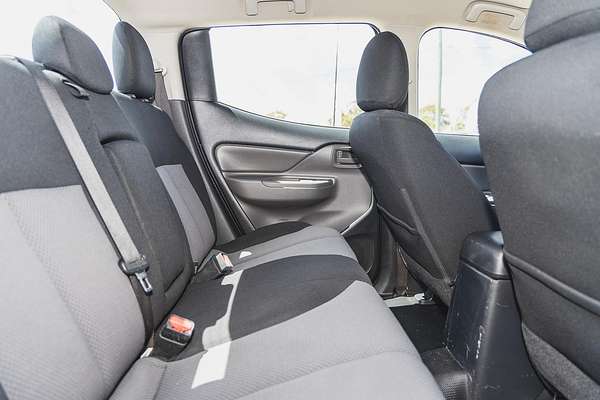 2017 Mitsubishi Triton GLX MQ 4X4