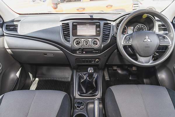 2017 Mitsubishi Triton GLX MQ 4X4