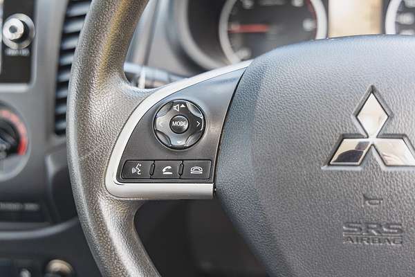 2017 Mitsubishi Triton GLX MQ 4X4