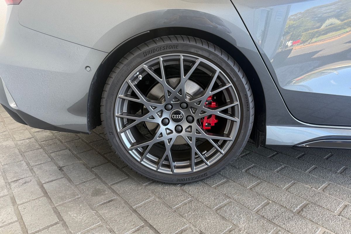 2025 Audi RS3 GY