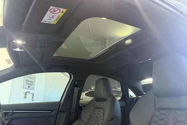 2025 Audi RS3 GY