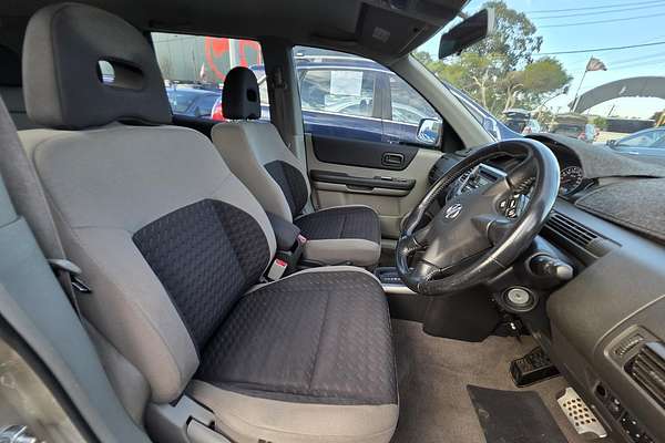 2004 Nissan X-TRAIL Ti T30 II