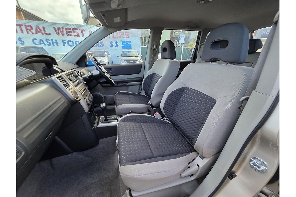 2004 Nissan X-TRAIL Ti T30 II