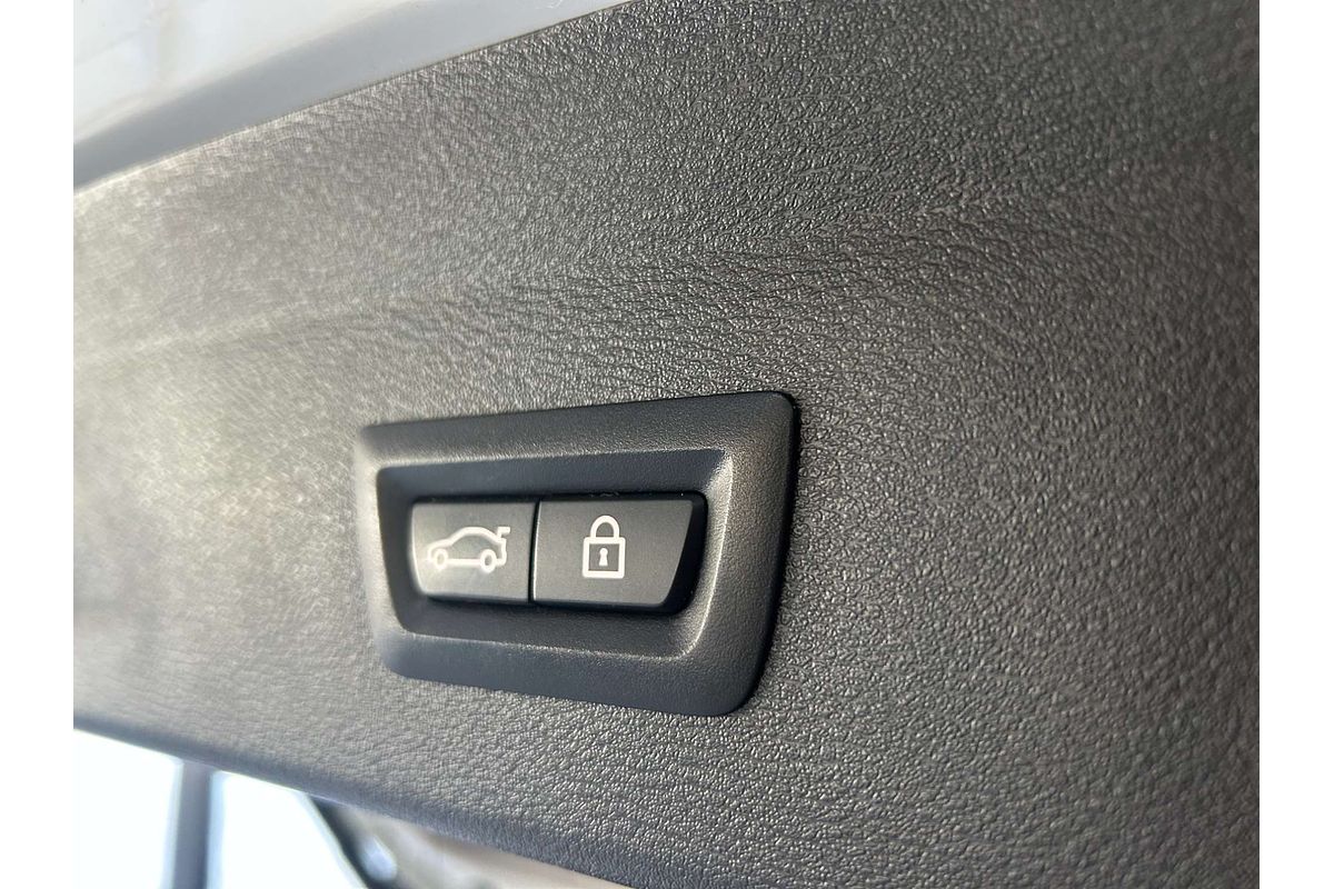 2019 BMW X1 sDrive18d F48