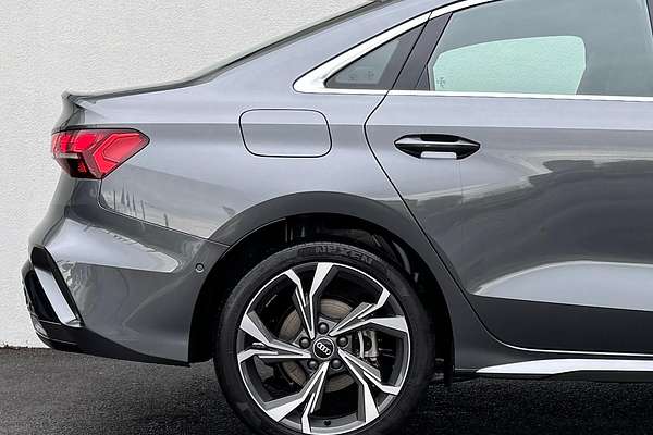 2025 Audi A3 35 TFSI S line GY