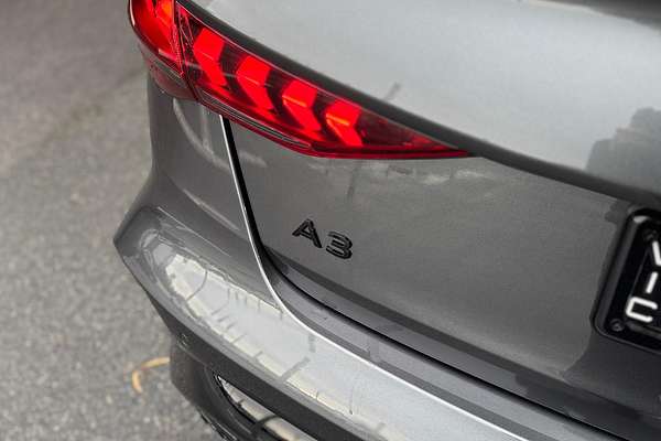 2025 Audi A3 35 TFSI S line GY