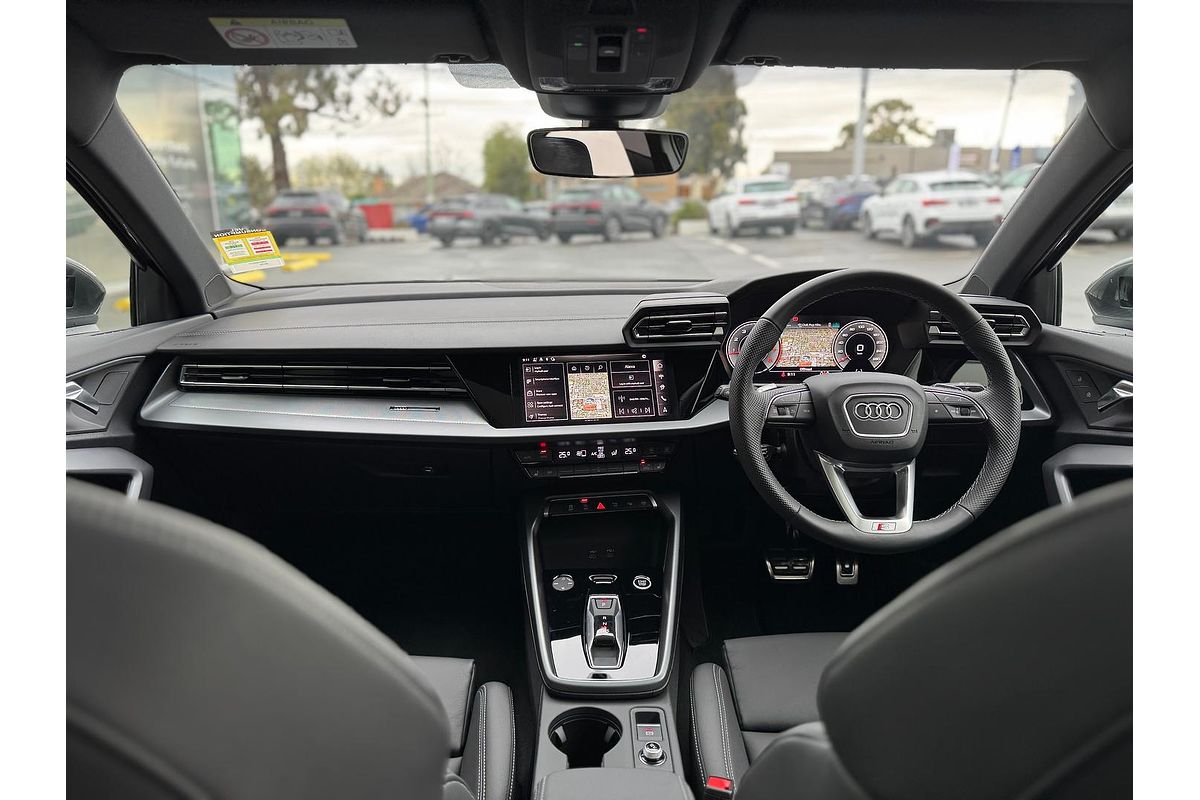 2025 Audi A3 35 TFSI S line GY