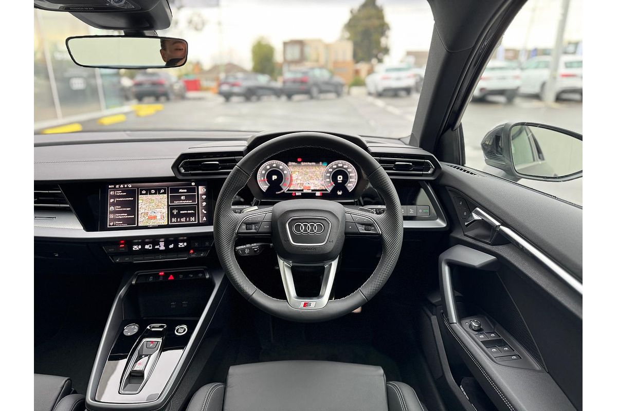 2025 Audi A3 35 TFSI S line GY