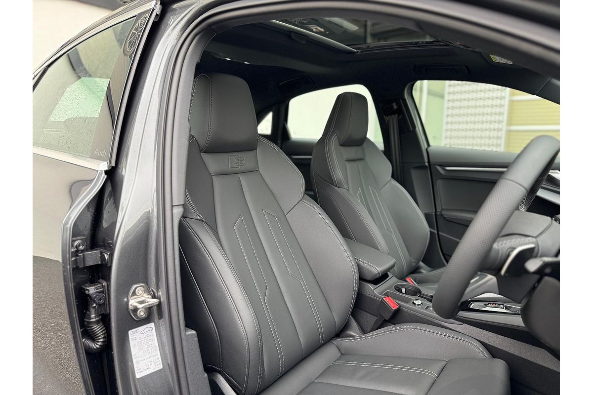 2025 Audi A3 35 TFSI S line GY