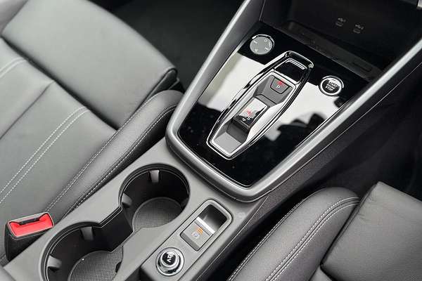 2025 Audi A3 35 TFSI S line GY