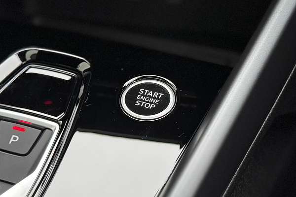 2025 Audi A3 35 TFSI S line GY