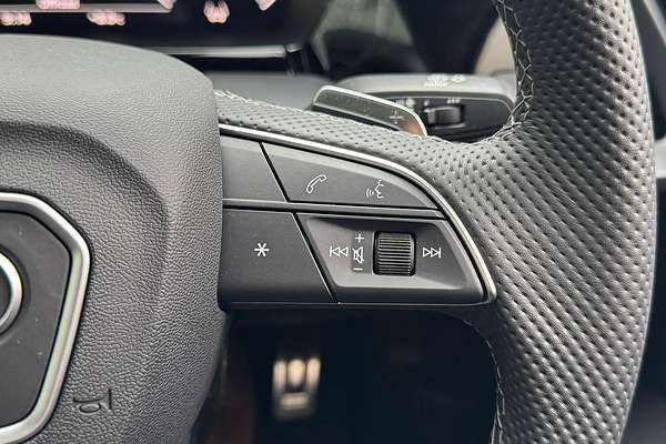 2025 Audi A3 35 TFSI S line GY