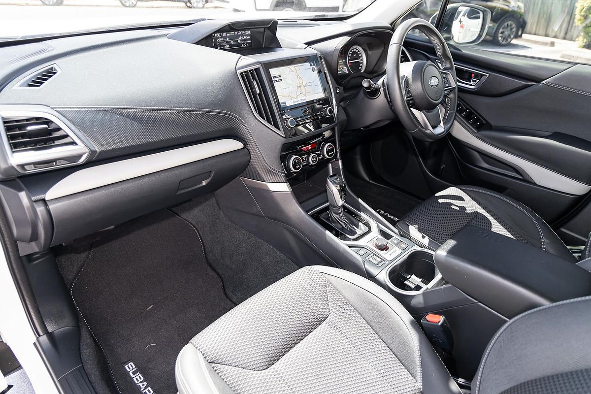 2023 Subaru Forester 2.5i Premium S5