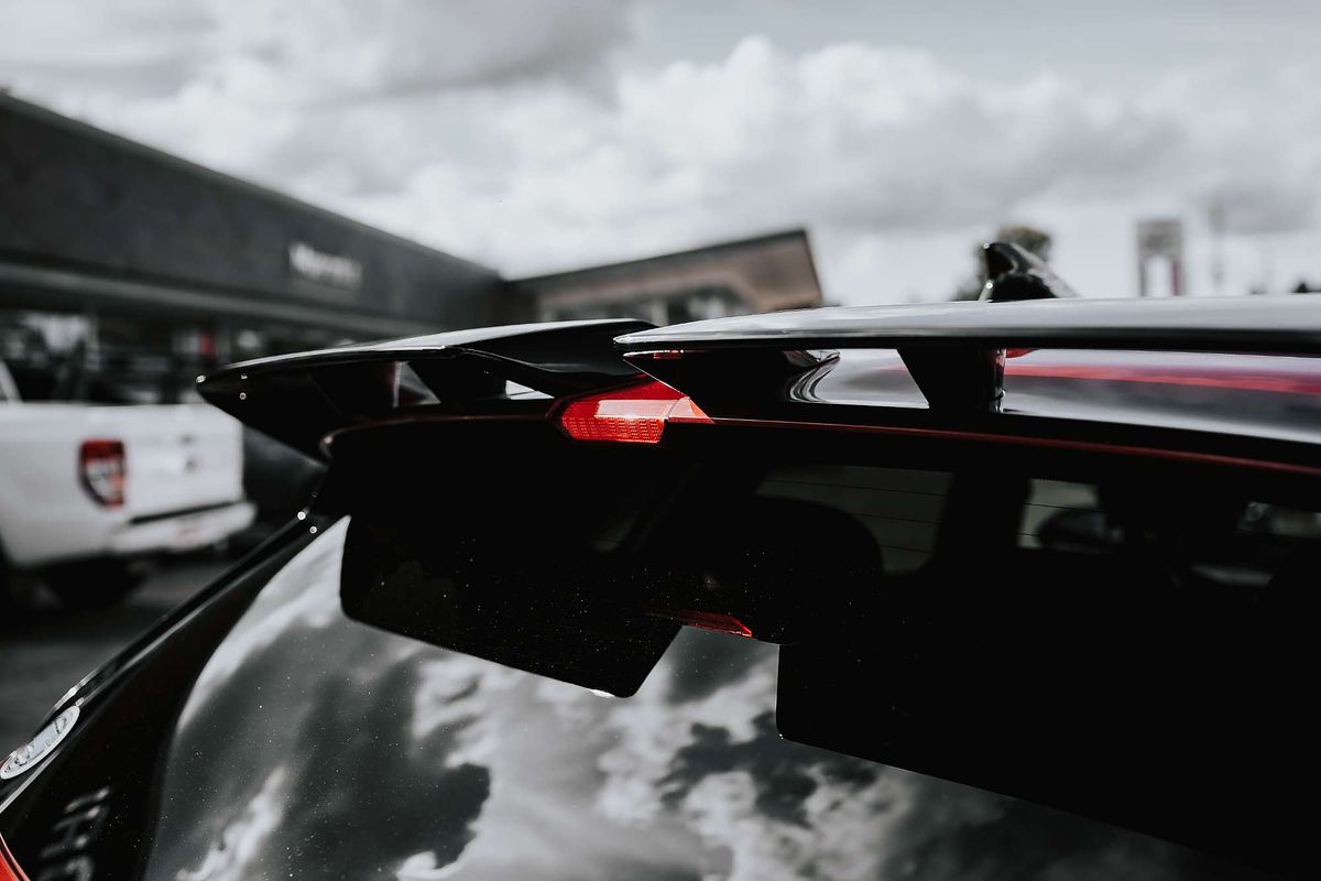 2025 Hyundai Kona Premium N Line SX2.V3