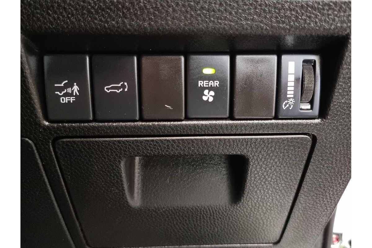 2024 Isuzu MU-X LS-U